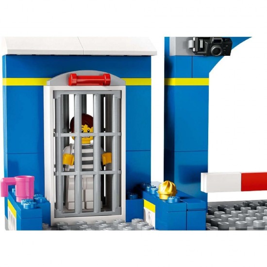 Lego City Police Station Chase 60370