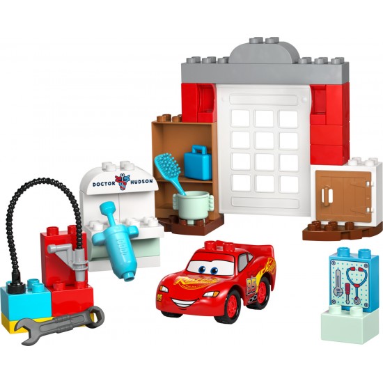 Lego Duplo Disney McQueen's Visit To Doc's Garage 10456 Lego Duplo Disney McQueen's Visit To Doc's Garage 10456