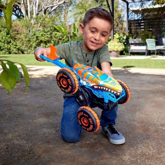 Mattel Hot Wheels Monster Trucks R/C Vehicle Tiger Shark Climber 1:15 - JFR39