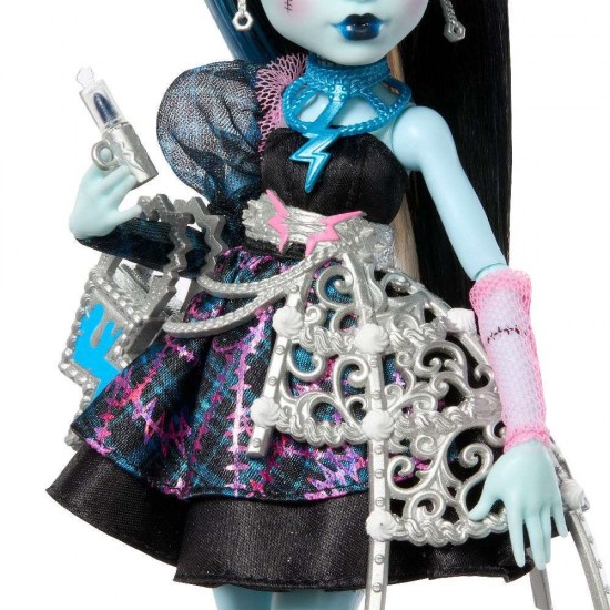 Mattel Monster High Scary Sweet Birthday Κούκλα Frankie Stein JBG75